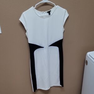 Mossimo Supply Co. White and Black Dress 🖤🤍